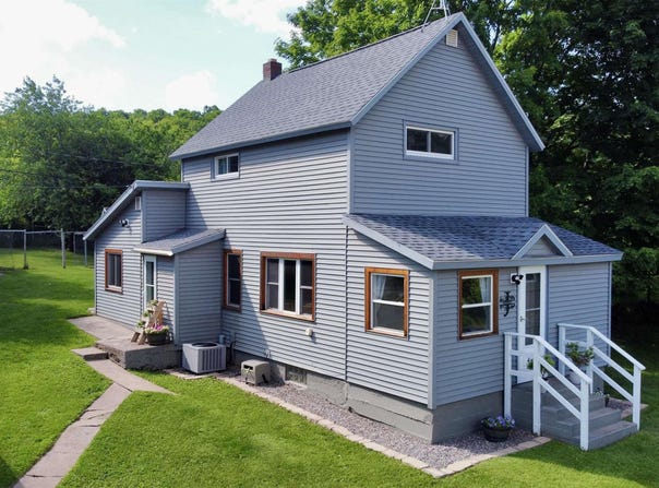 235 Houghton, Ishpeming, MI 49849