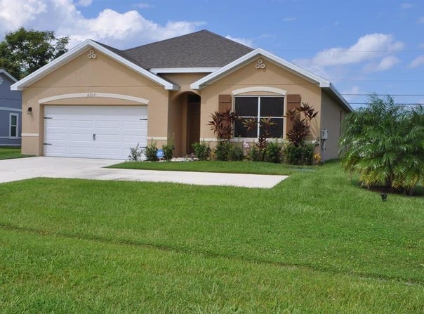 2257 SW Import Dr, Port St Lucie, FL 34953