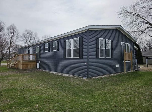 6904 Liberty Lane, Bellville, MI 48111