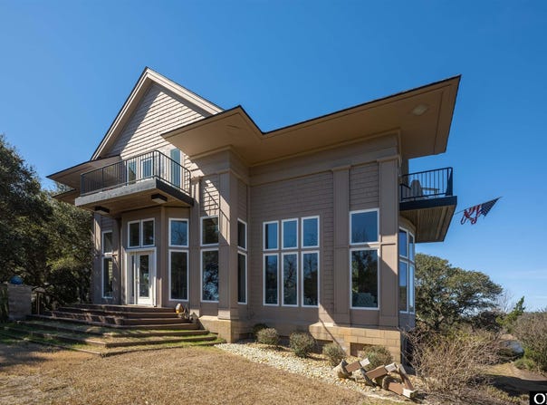 559 Hunt Club Drive, Corolla, NC 27927