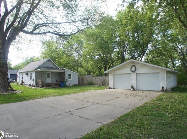 1115 John Street, Webster City, IA 50595