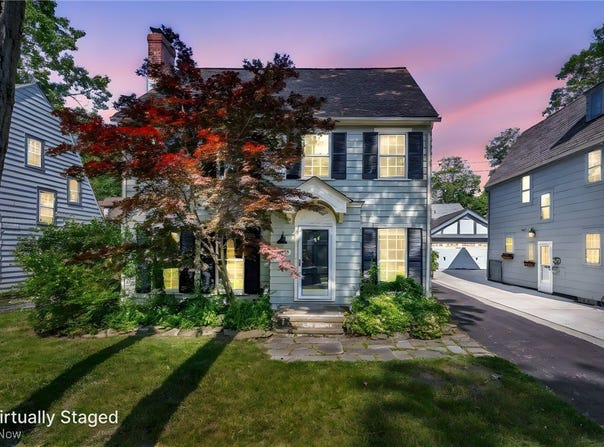 3289 Grenway Road, Shaker Heights, OH 44122