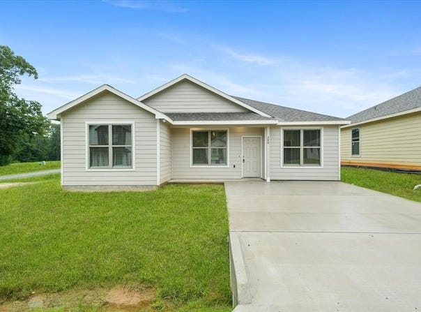 380 Byrd Drive, Lufkin, TX 75901