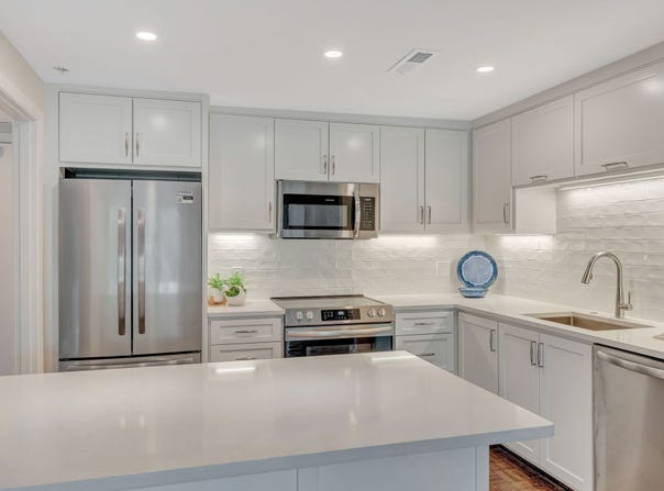 4215 Harding Pike 403, Nashville, TN 37205