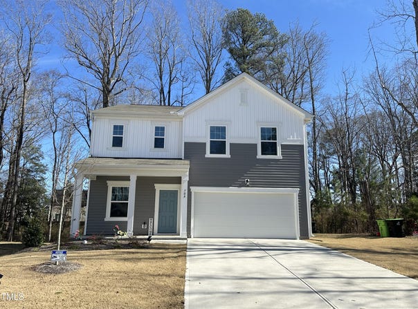 704 Mirror Pond Drive, Zebulon, NC 27597