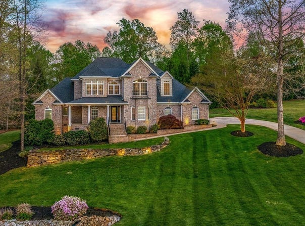 127 Warren Drive, Easley, SC 29640