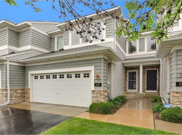 615 Sutherland Drive, Woodbury, MN 55129