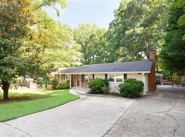 6119 Lullwater Drive, Douglasville, GA 30135