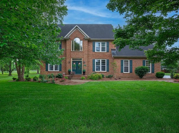 1823 Bent Tree Court, Bowling Green, KY 42103