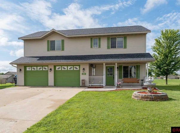 153 Savannah Court, Mankato, MN 56001