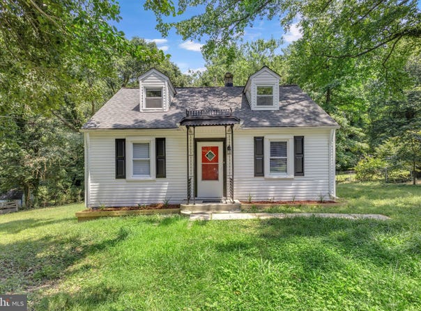 5504 EDGEWOOD DRIVE, TEMPLE HILLS, MD 20748