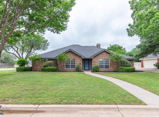 6249 Bay Hill Drive, Abilene, TX 79606