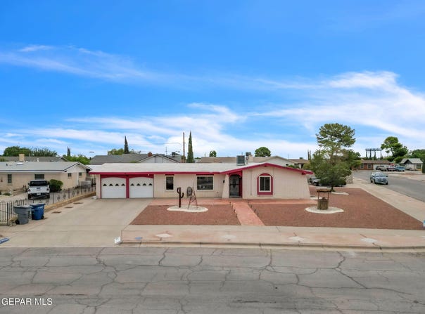 9329 MOYE Drive, El Paso, TX 79925