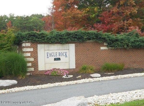 White Oak Lane, Luzerne, PA 18202