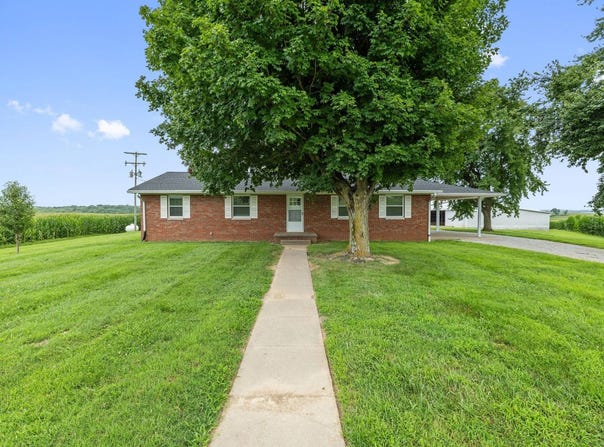 8786 State Route 758, Clay, KY 42404