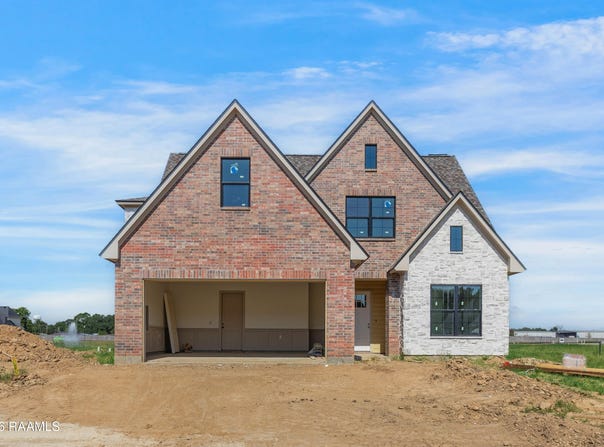 108 Stonebrook Drive, Youngsville, LA 70592