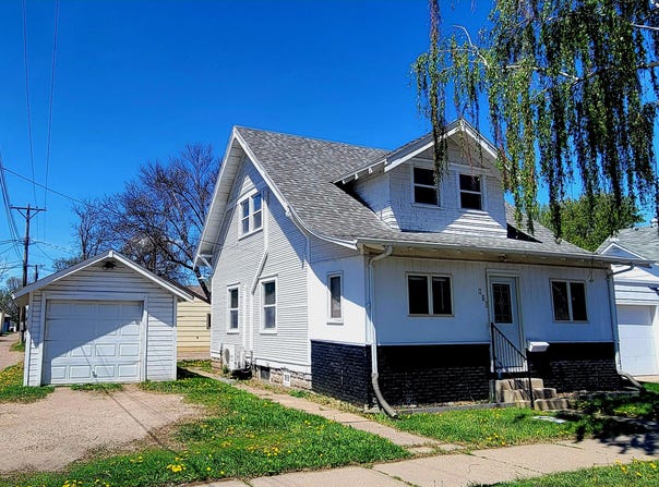 810 S 1st Street, Aberdeen, SD 57401