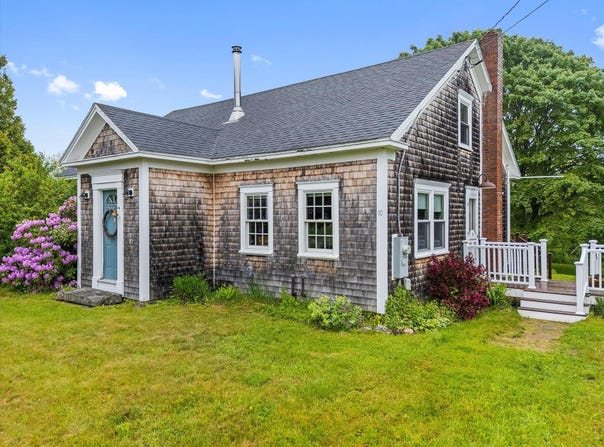 10 Martin Point Road, Friendship, ME 04547