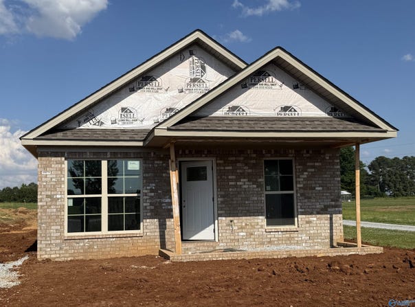 12592 Sommers Road, Athens, AL 35611
