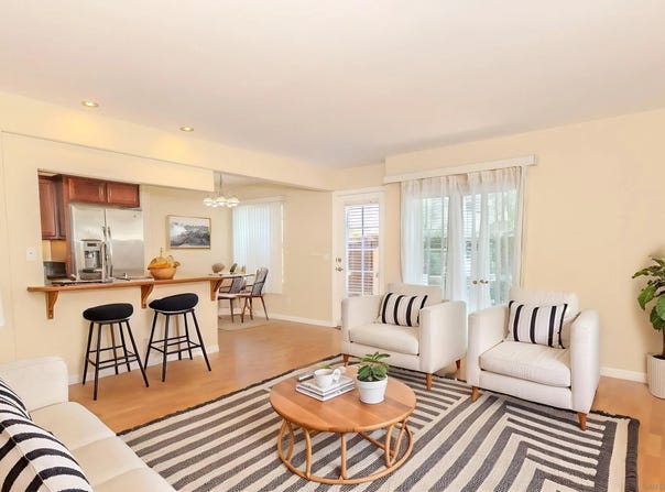 5252 Balboa Arms Dr, San Diego, CA 92117