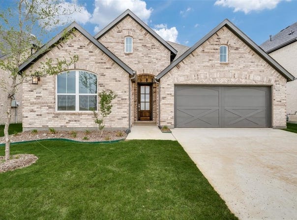 4105 Blackbird Avenue, Little Elm, TX 75068