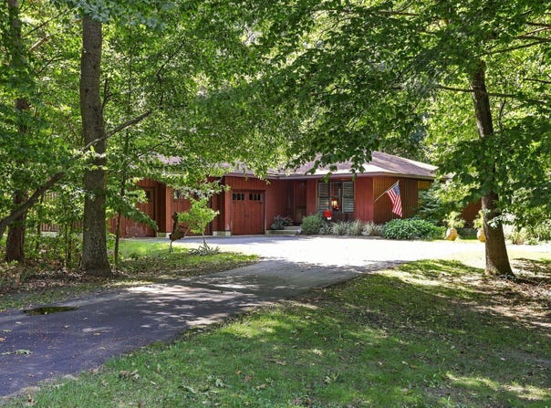 05100 Beechwood Lane, South Haven, MI 49090
