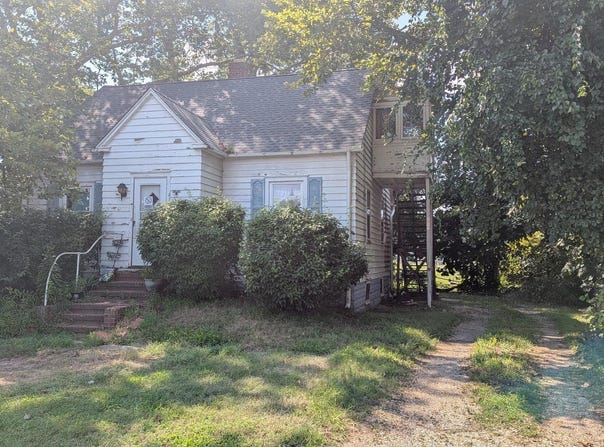 94 N VIRGINIA AVENUE, PENNS GROVE, NJ 08069