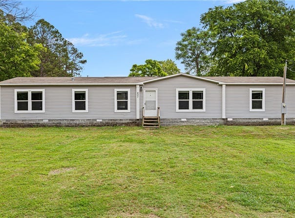 407 N Main Street, Ola, AR 72853