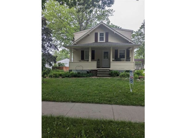 515 3rd Ave, IowaCity, IA 52245