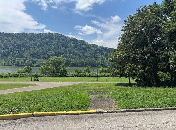 517 Grant Street, McMechen, WV 26040