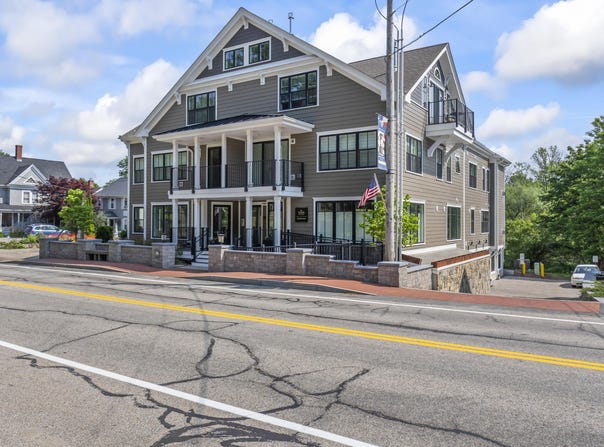 298 York Street, York, ME 03909
