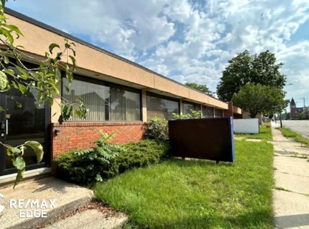 500 W Court Street, Flint, MI 48503