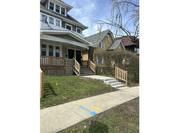 2435 N 41st St, Milwaukee, WI 53210
