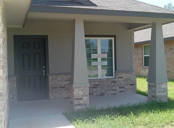 1019 Hooks Avenue, Lacy Lakeview, TX 76705