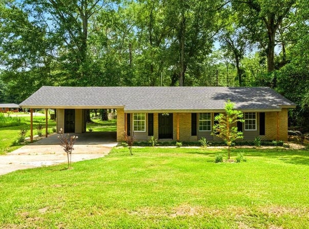 34 Kennon Ave., Laurel, MS 39443