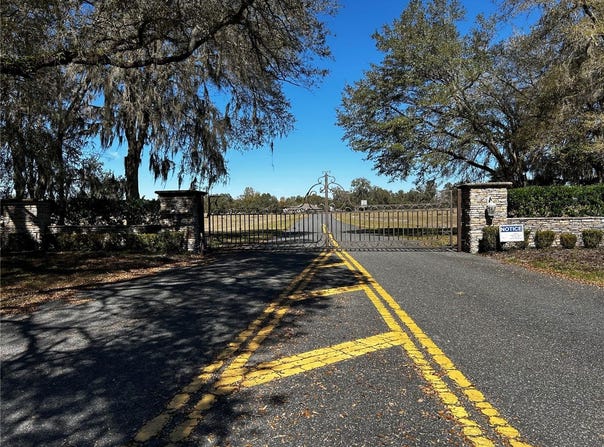 NW 464B, MORRISTON, FL 32668