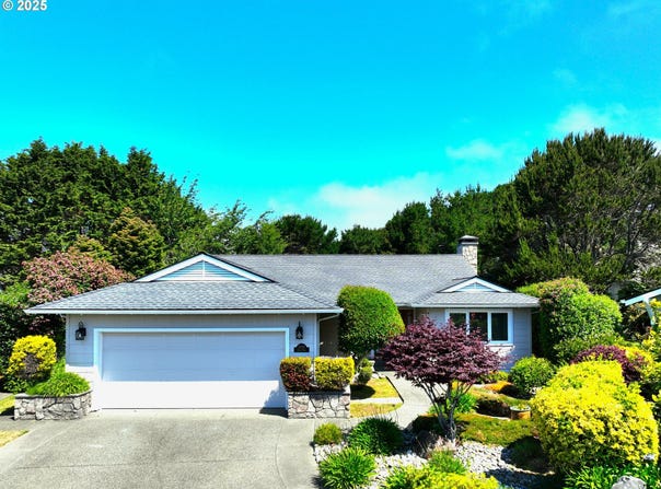 17174 OCEAN PARK CT, Brookings, OR 97415