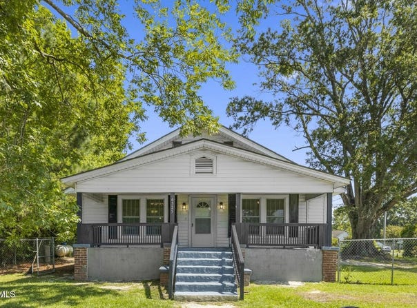 6525 Nc-33, Grimesland, NC 27837