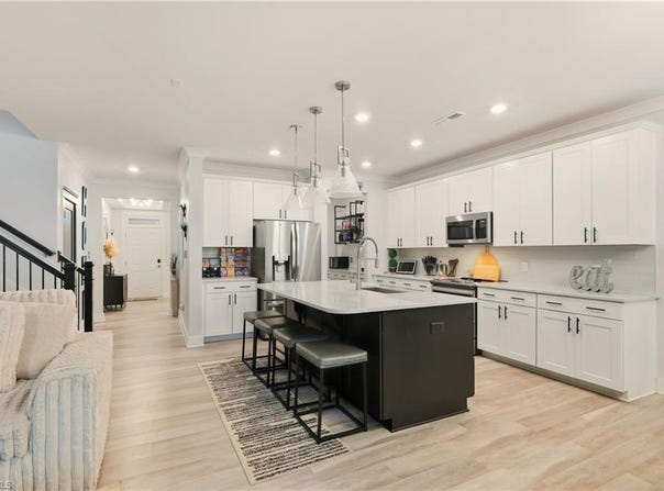 1405 Regal View Drive, Kernersville, NC 27284