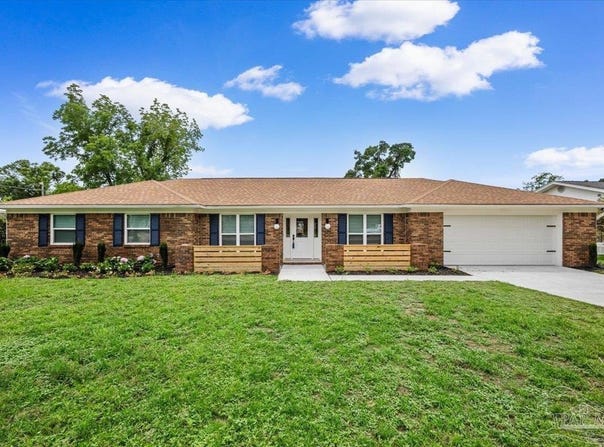 635 Whitney Dr, Pensacola, FL 32503