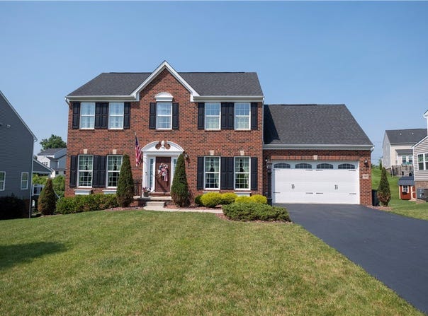107 Marias Way, South Park, PA 15129