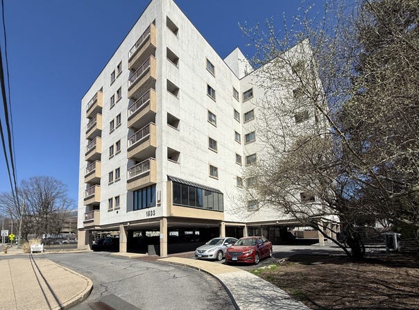 1633 Washington Boulevard, Stamford, CT 06902