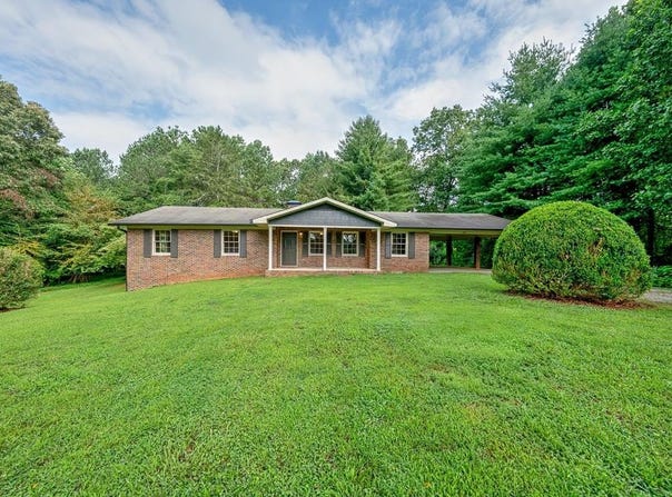 2172 Tails Creek Road, Ellijay, GA 30540