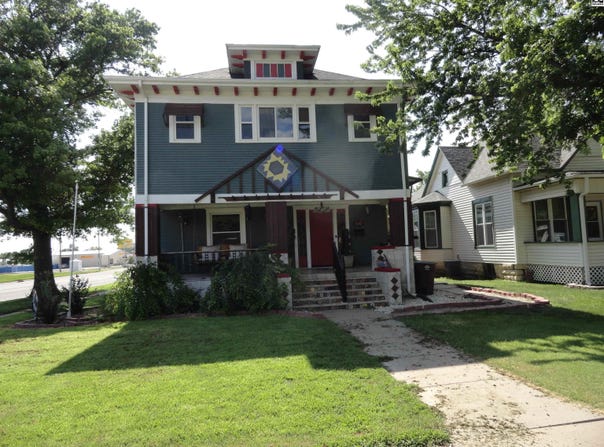 101 N Chestnut St, McPherson, KS 67460