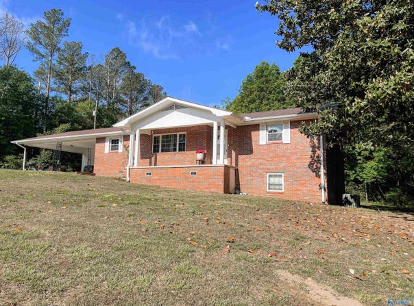 102 Baker Drive, Crossville, AL 35962