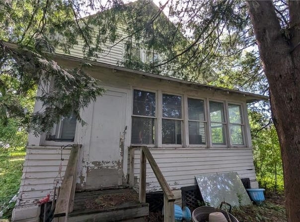 307 10th Street S, Wheaton, MN 56296
