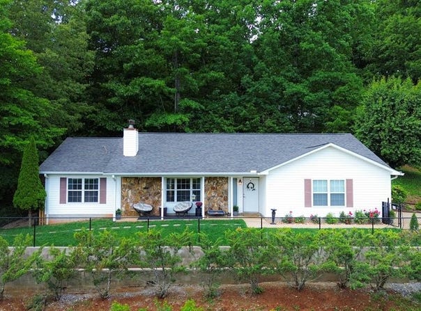 174 Cove Crossing, Franklin, NC 28734