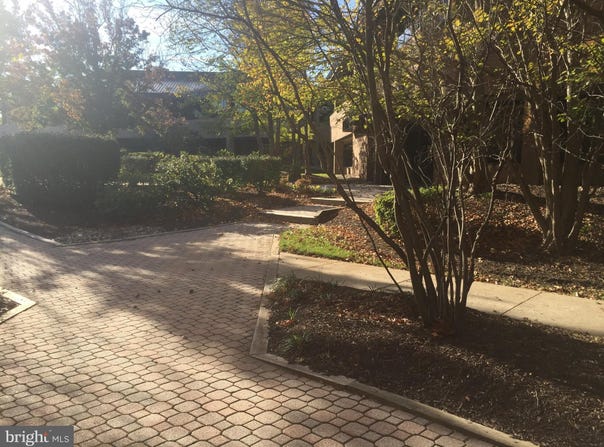350 SENTRY PARKWAY, BLUE BELL, PA 19422