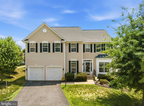 3132 EAGLE RIDGE Drive, WOODBRIDGE, VA 22191