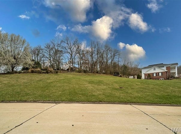 920 Summerset Parc Lane, Fenton, MO 63026